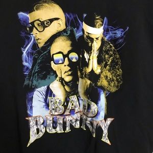 Bad Bunny T-shirt 🐰